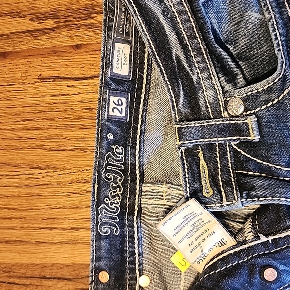Miss Me jeans - Picture 2 of 3
